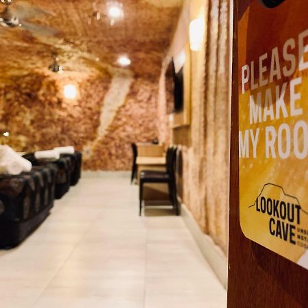 The Lookout Cave Underground Motel Coober Pedy Exterior foto